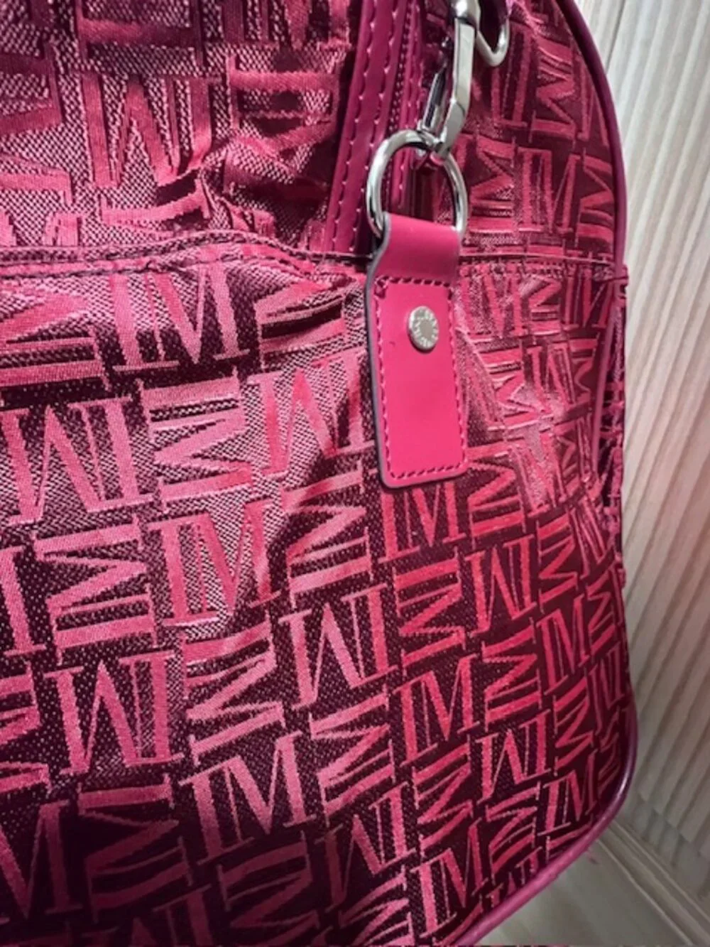 ISAAC MIZRAHI Red Tote duffle Bag Monogram Pattern Spacious w/Handles & Strap